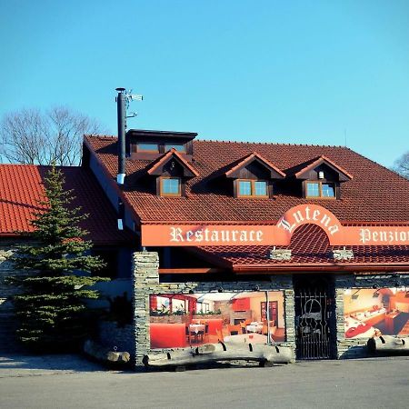 Restaurace A Penzion Lutena Dolni Lutyne Bagian luar foto