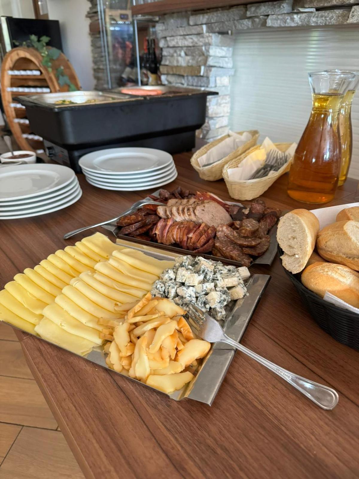 Restaurace A Penzion Lutena Dolni Lutyne Bagian luar foto