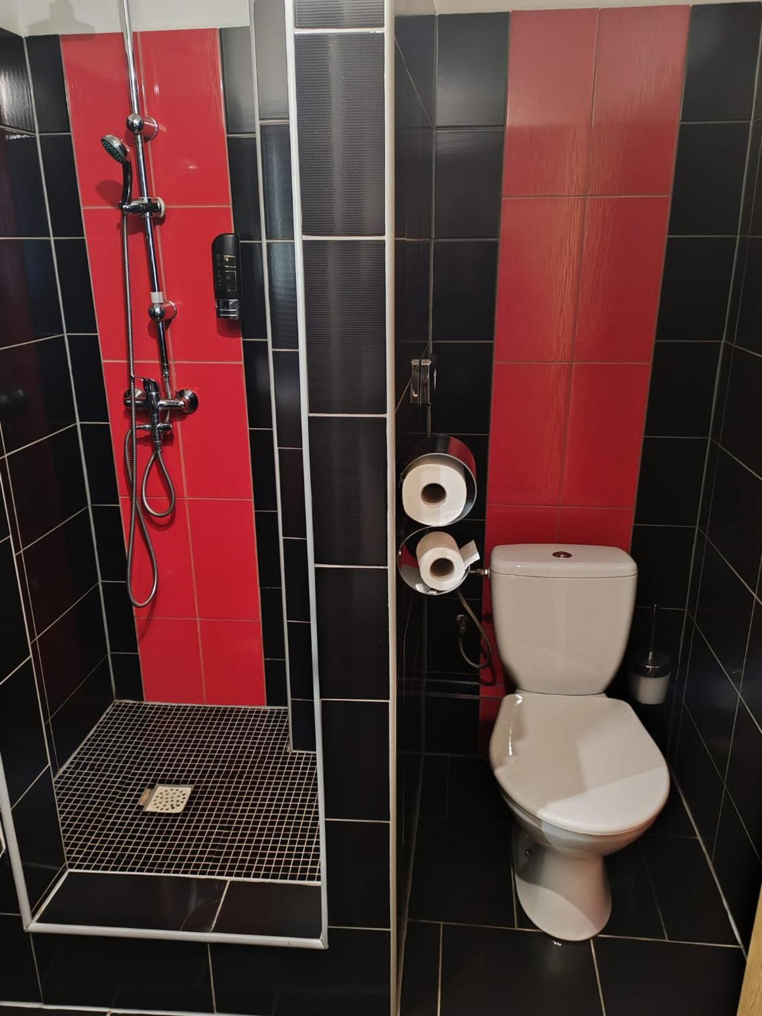 Restaurace A Penzion Lutena Dolni Lutyne Bagian luar foto